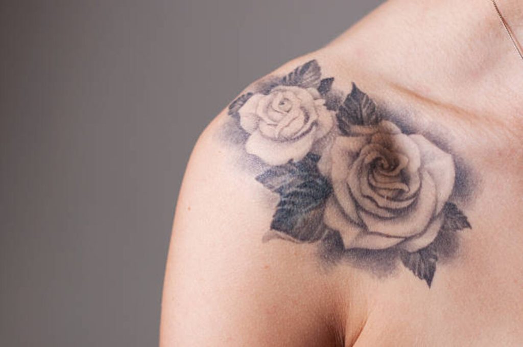 Flower Back Tattoos - Feminine and Beautiful
