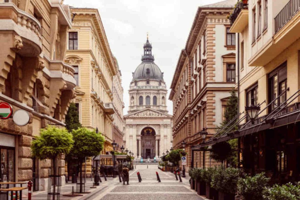 commercial real estate in Budapest