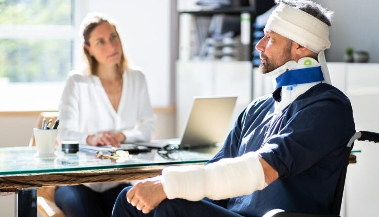 Consulting auto accident lawyers near me